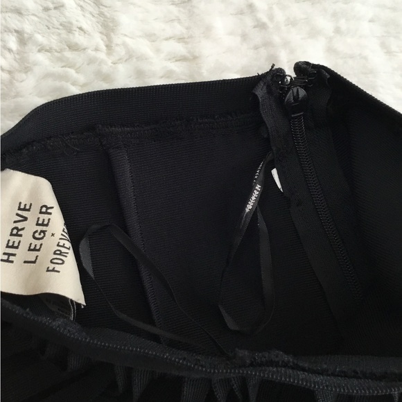 Forever 21 x Herve Ledger fringe skirt size small - Picture 8 of 8